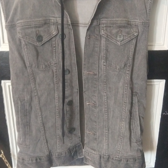 Oversized Dark Mark Hooded jean vest - Medium - Picture 2 of 3